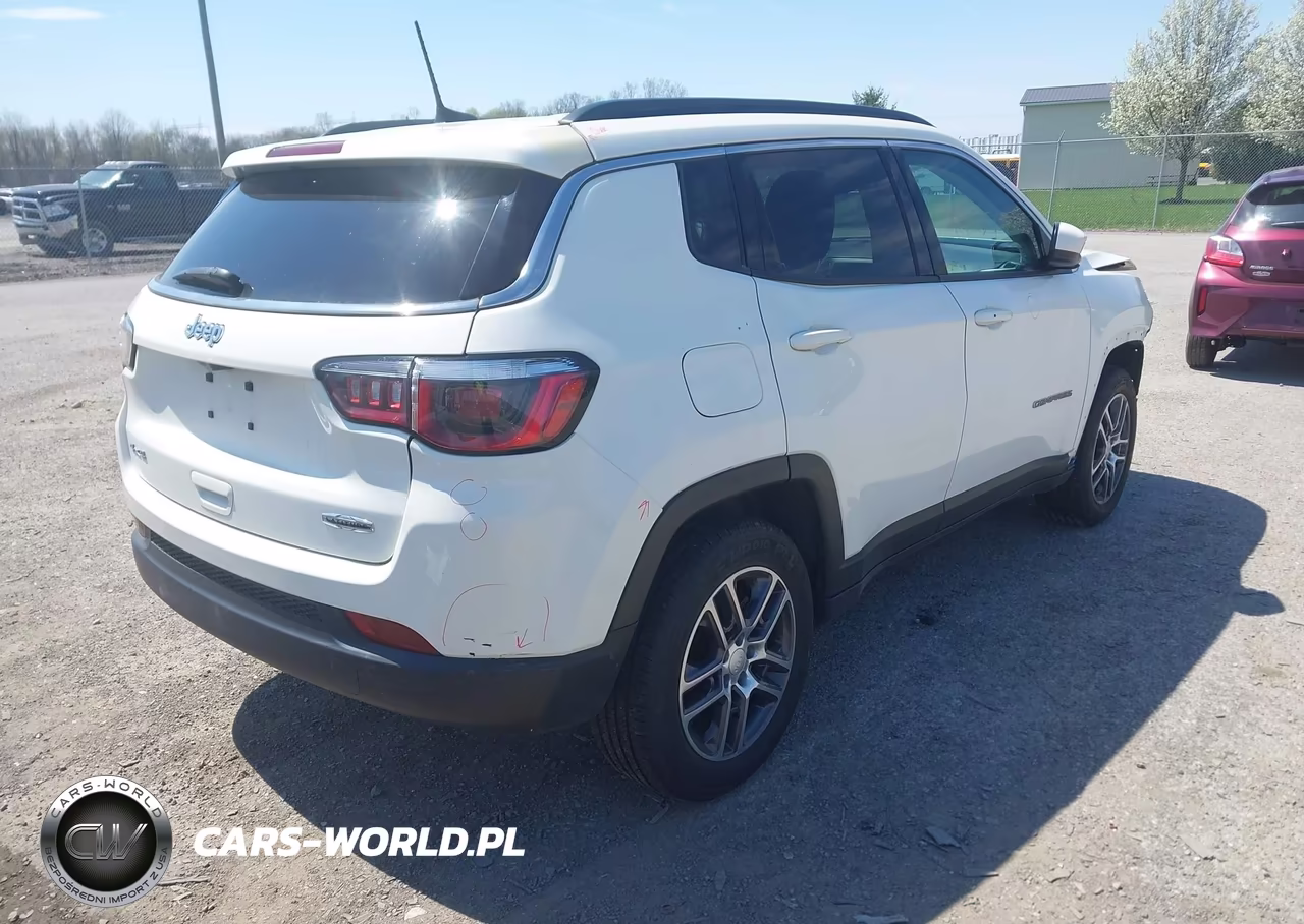 2020 Jeep Compass Latitude 4X4 VIN:3C4NJDBB1LT148500 - 4