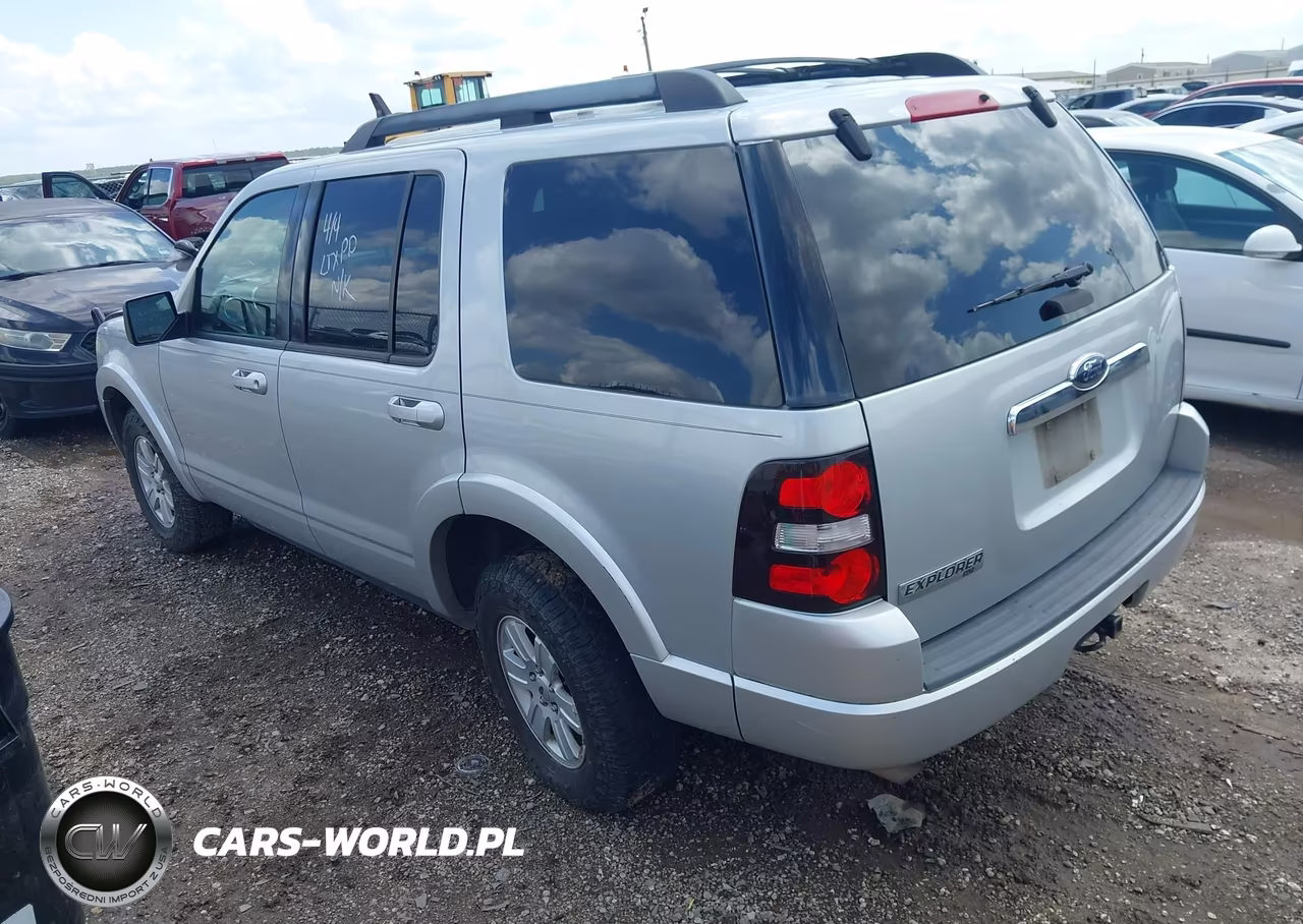 2010 Ford Explorer Xlt VIN:1FMEU6DEXAUA01732 - 3