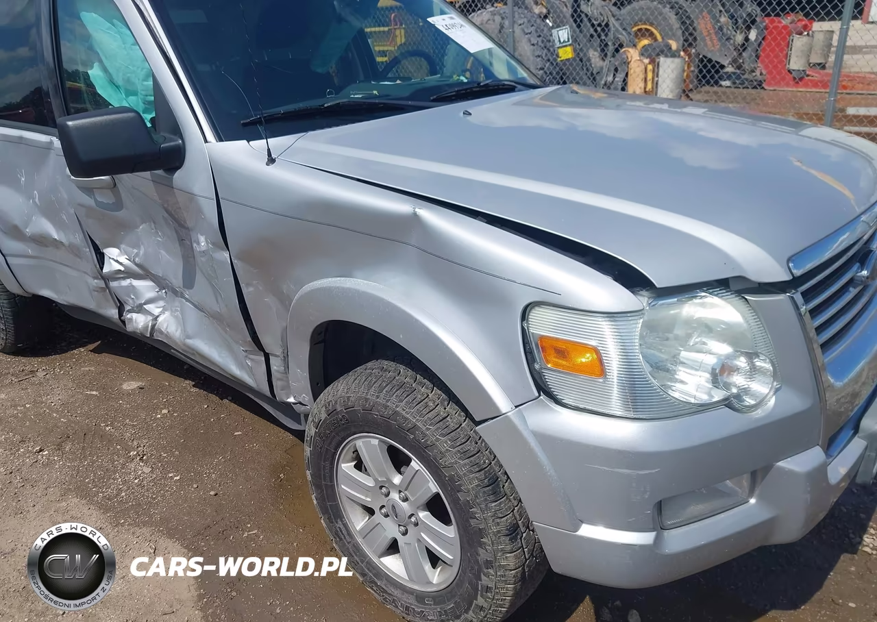 2010 Ford Explorer Xlt VIN:1FMEU6DEXAUA01732 - 5