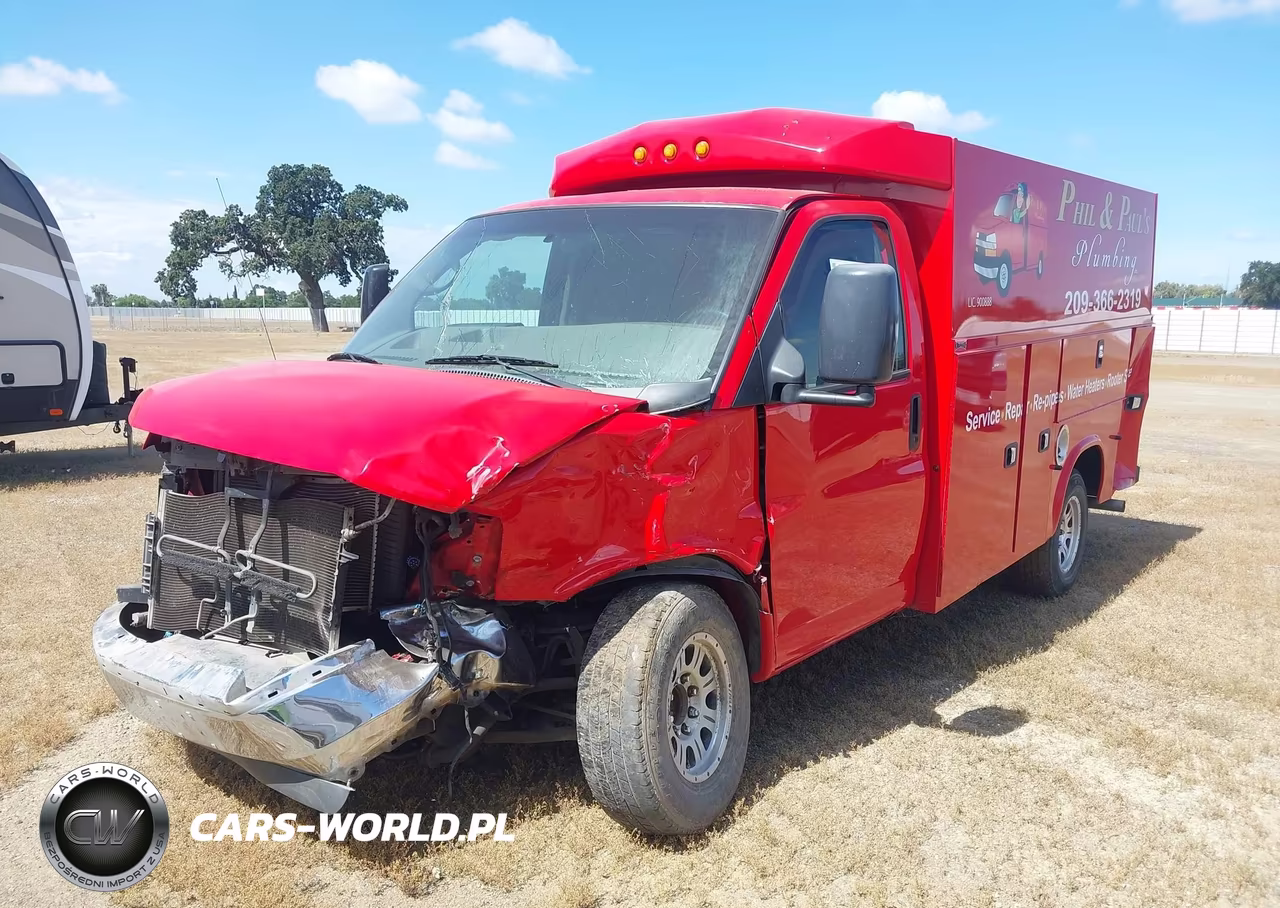 2015 Chevrolet Express Cutaway 3500 VIN:1GB0G2CG3F1135092 - 2