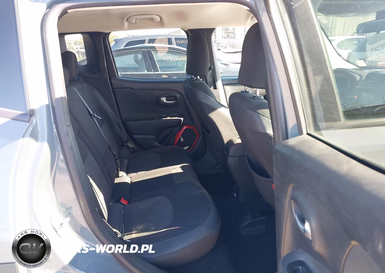 2015 Jeep Renegade Trailhawk VIN:ZACCJBCT1FPB32313 - 8