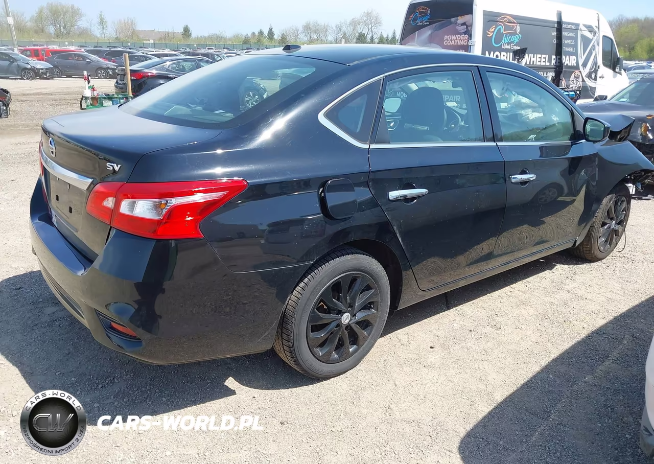 2018 Nissan Sentra Sv VIN:3N1AB7AP8JL649071 - 4