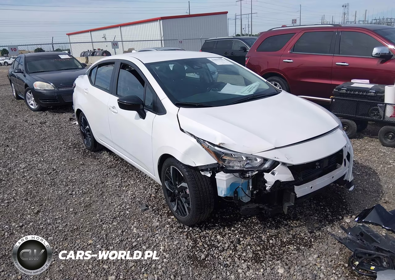 2024 Nissan Versa 1.6 Sr