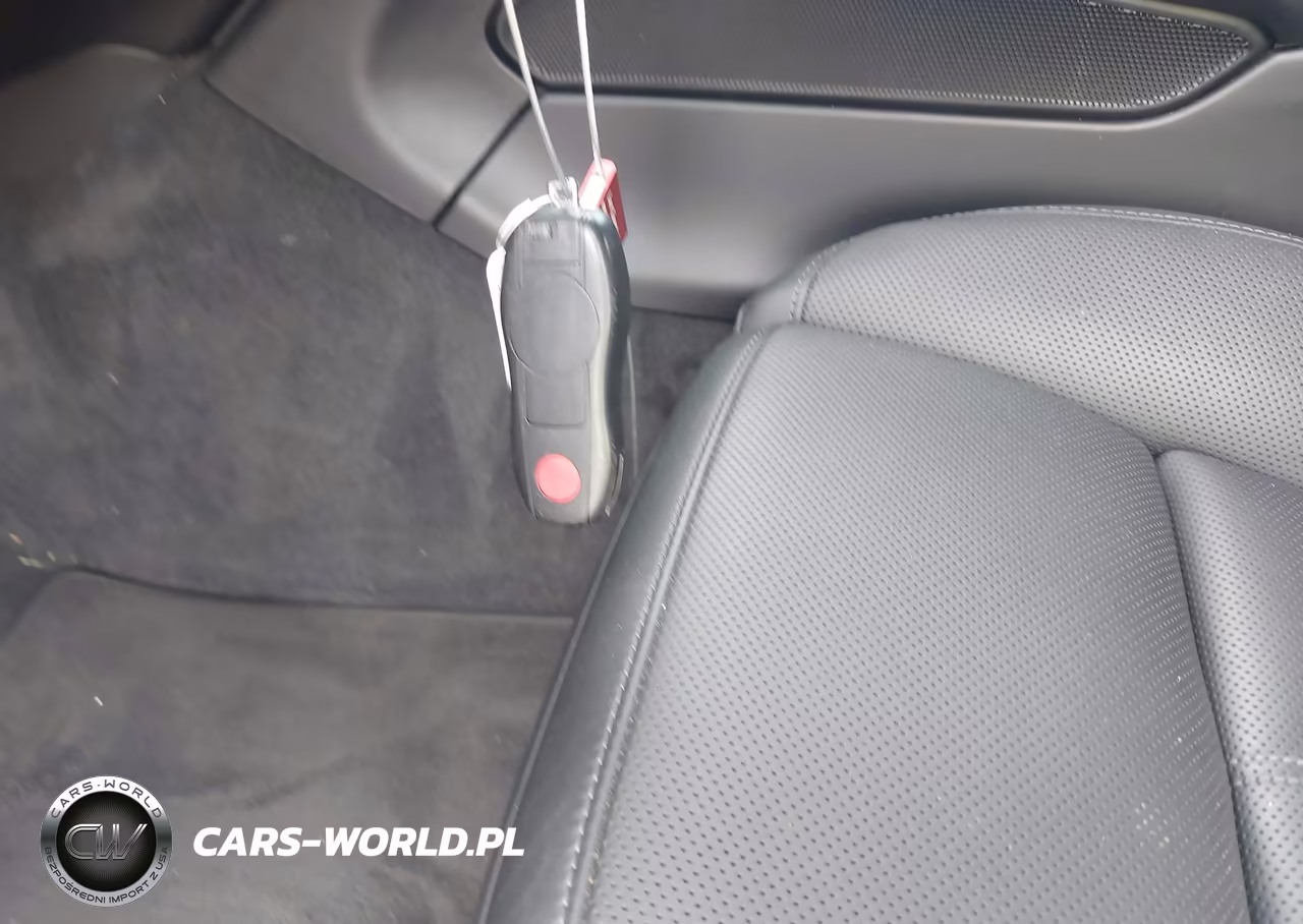 2019 Porsche Macan VIN:WP1AA2A57KLB06906 - 11