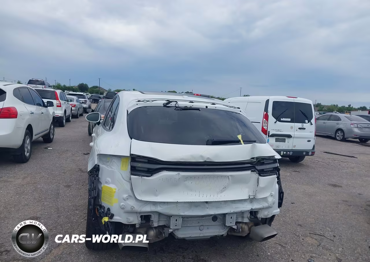2019 Porsche Macan VIN:WP1AA2A57KLB06906 - 16