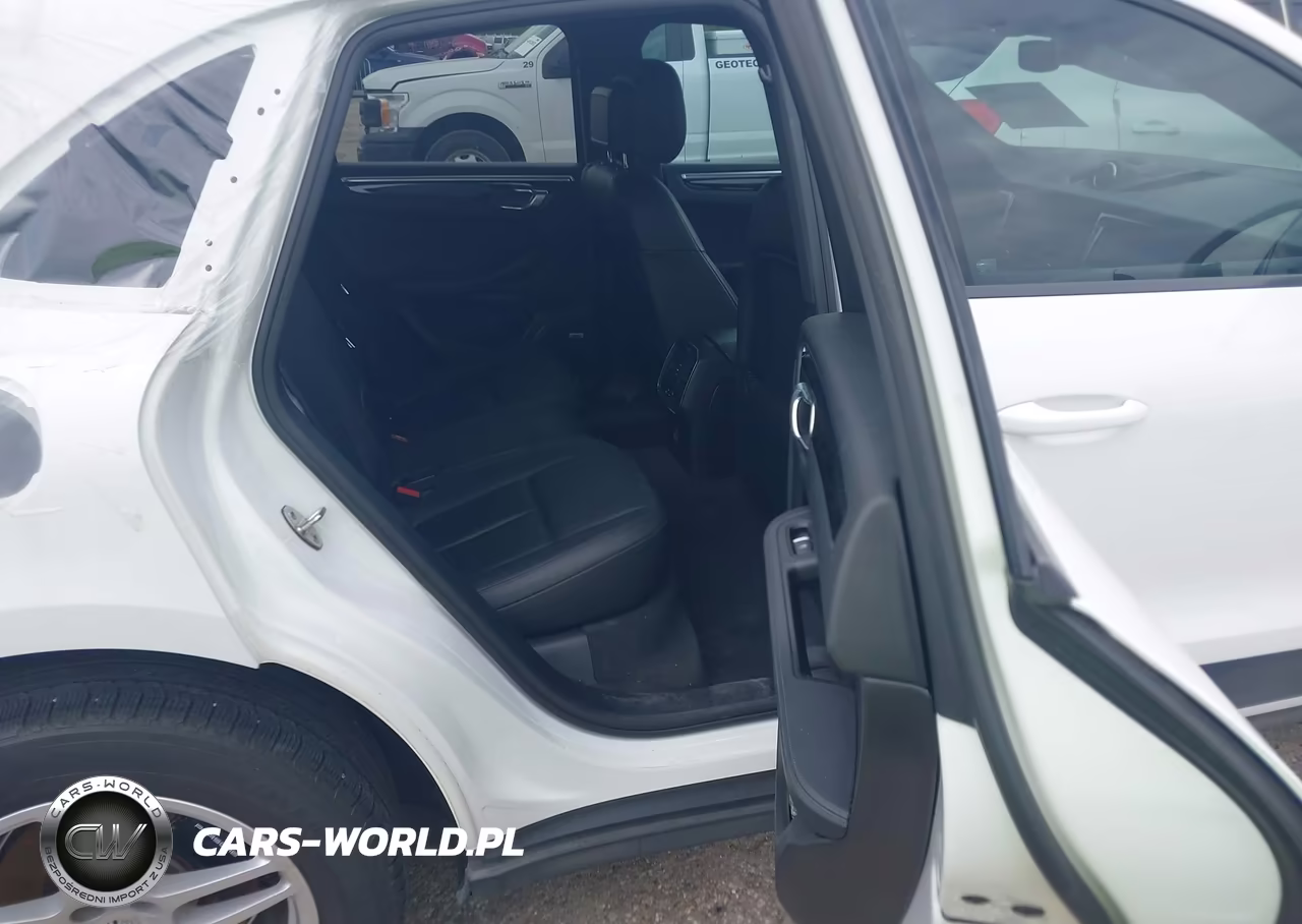 2019 Porsche Macan VIN:WP1AA2A57KLB06906 - 8