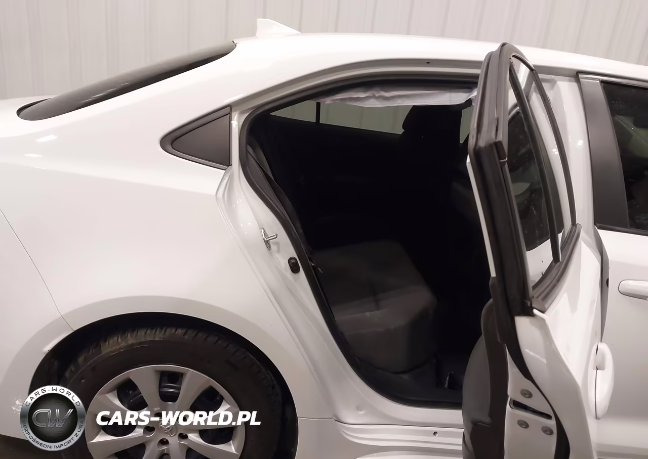 2022 Toyota Corolla Le VIN:5YFEPMAE3NP338945 - 8