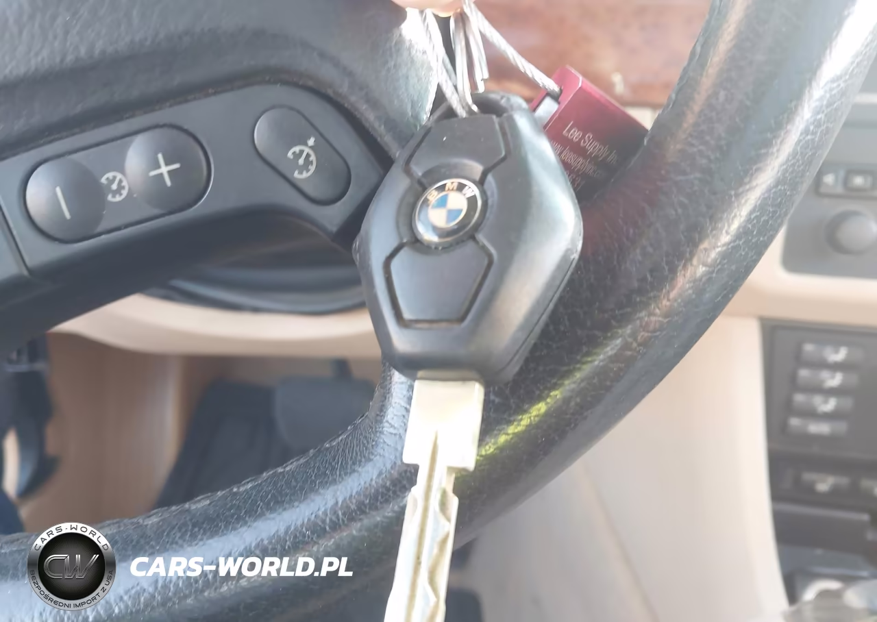 2002 BMW 525Ia VIN:WBADT43482GY95212 - 11