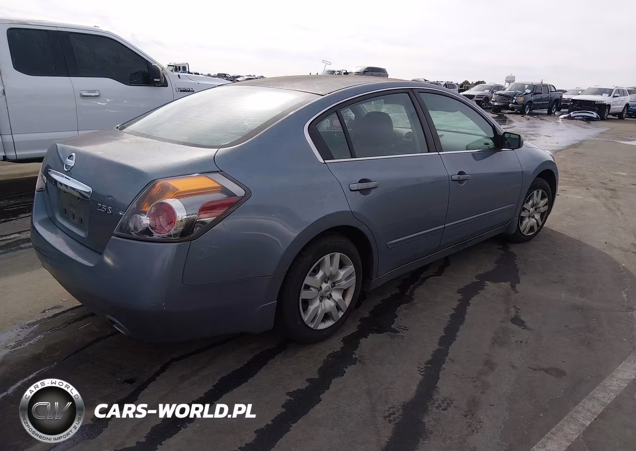 2010 Nissan Altima 2.5 S VIN:1N4AL2AP5AC151814 - 4