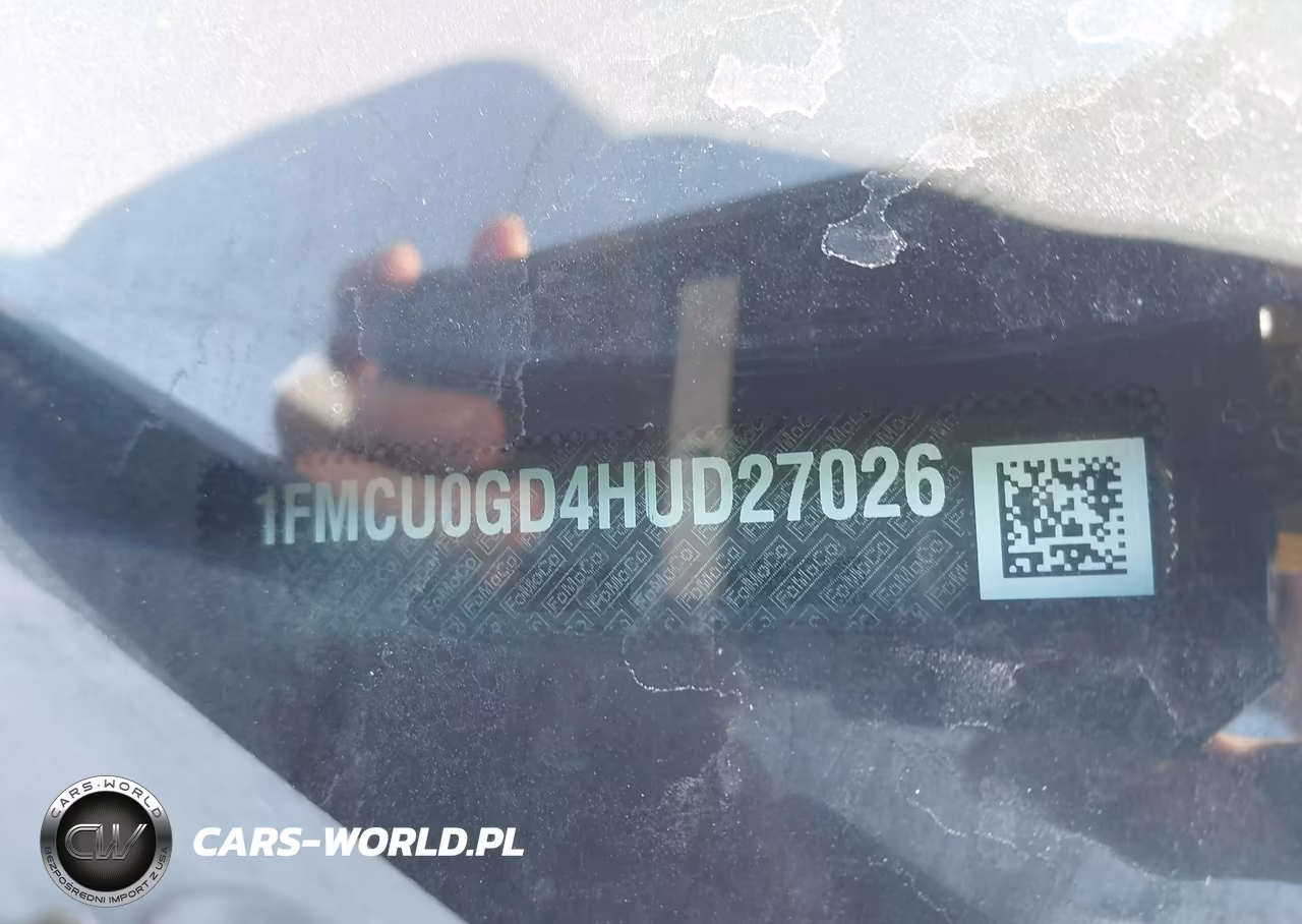 2017 Ford Escape Se VIN:1FMCU0GD4HUD27026 - 9