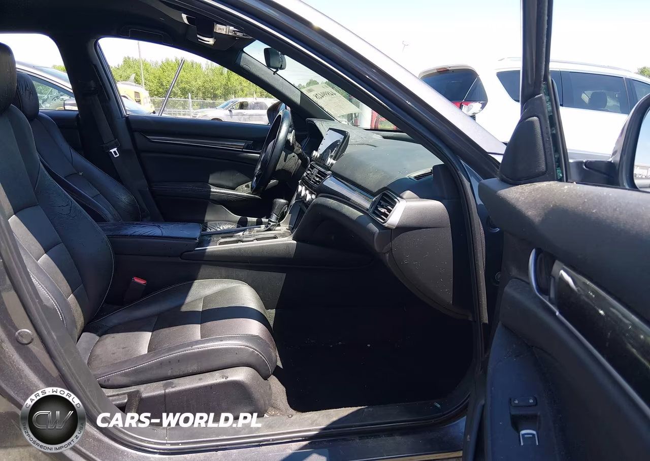 2018 Honda Accord Sport VIN:1HGCV1F31JA044706 - 5