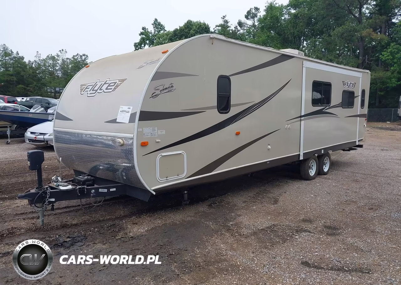 2017 Forest River Other VIN:5ZT2SYSB6HE008150 - 2