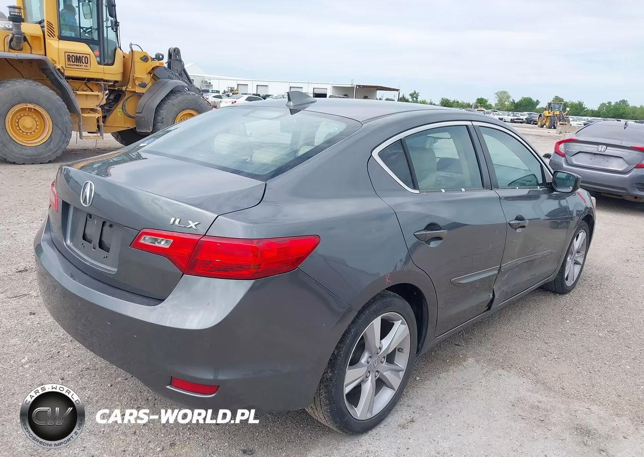 2013 Acura Ilx 2.0L VIN:19VDE1F73DE007107 - 4