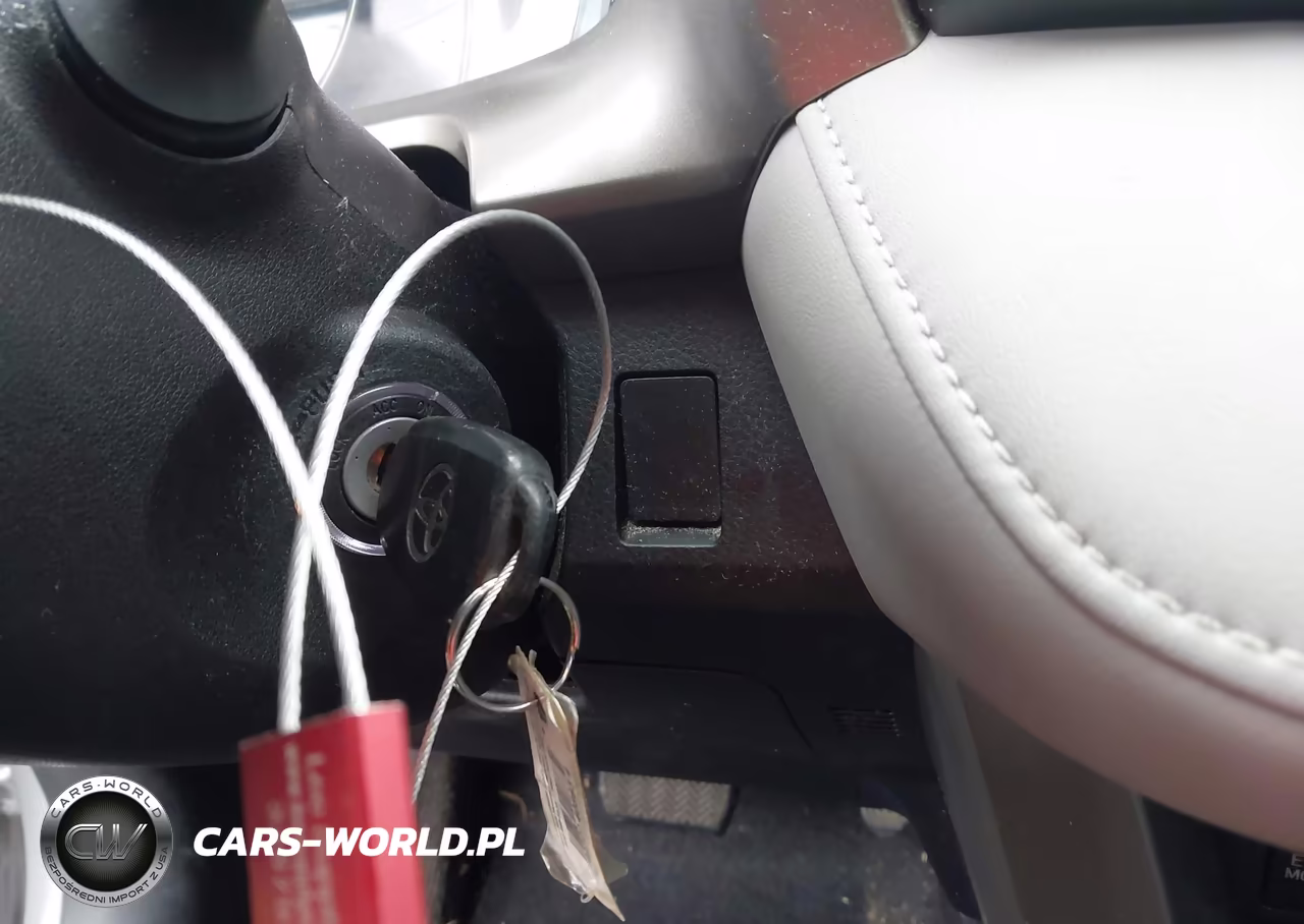 2015 Toyota Rav4 Xle VIN:2T3WFREV8FW207063 - 11