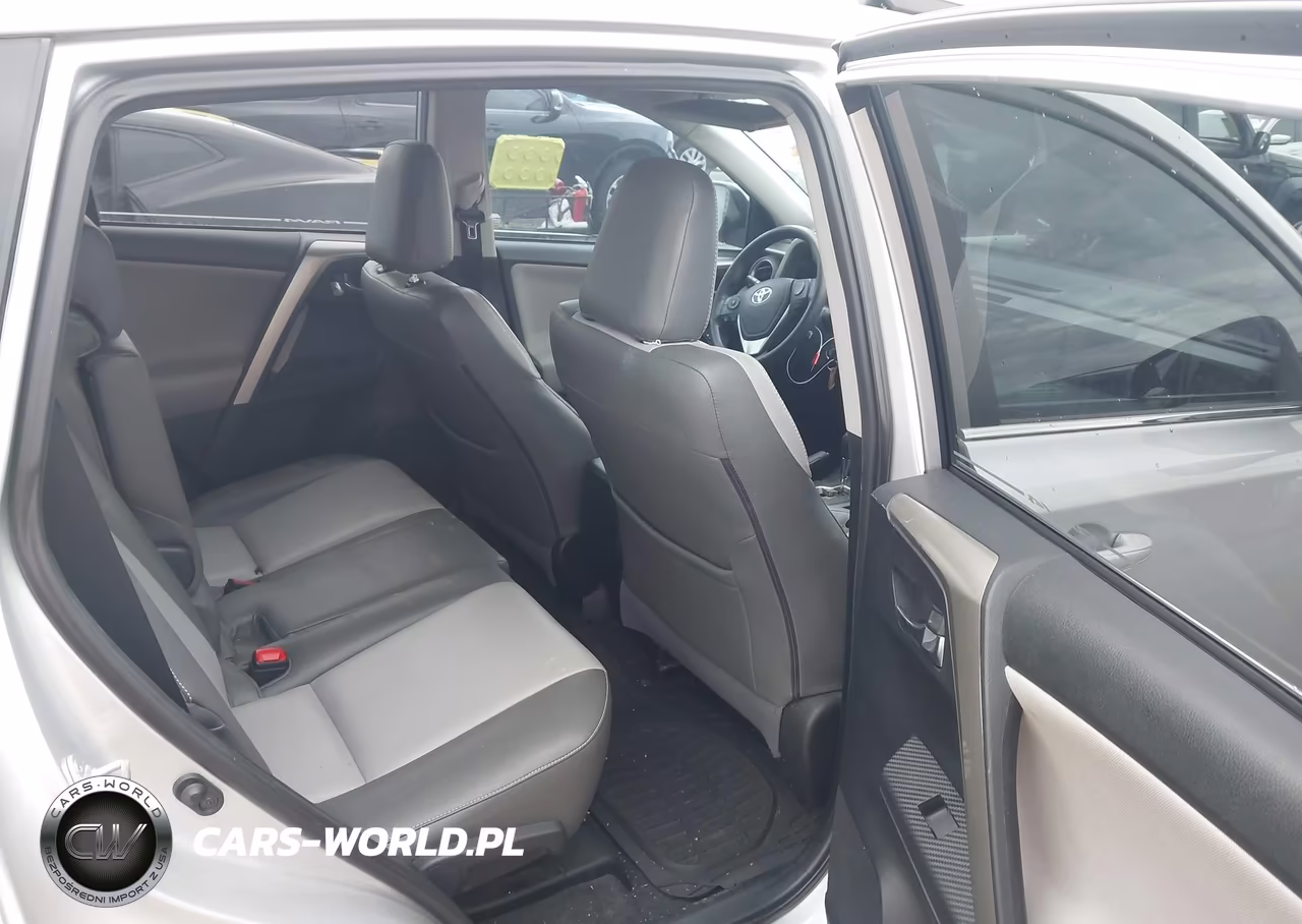 2015 Toyota Rav4 Xle VIN:2T3WFREV8FW207063 - 8
