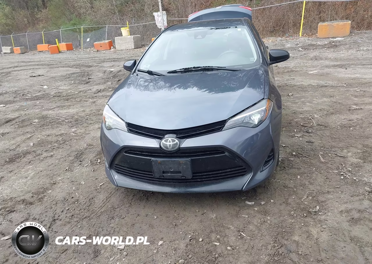 2017 Toyota Corolla Le VIN:2T1BURHE2HC859478 - 12