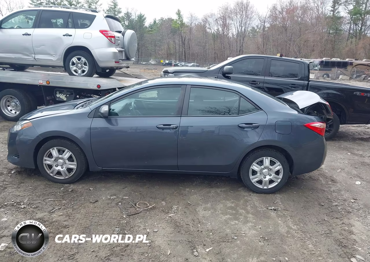2017 Toyota Corolla Le VIN:2T1BURHE2HC859478 - 14
