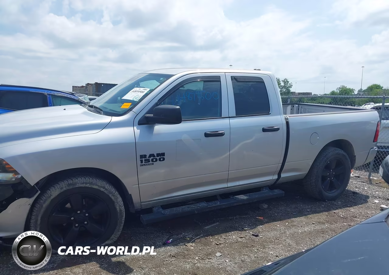 2019 Ram 1500 Classic VIN:1C6RR7FG5KS504598 - 14