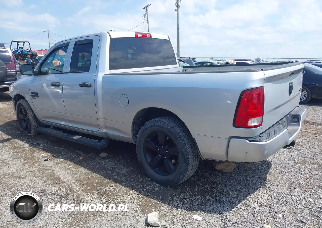 2019 Ram 1500 Classic VIN:1C6RR7FG5KS504598 - 3