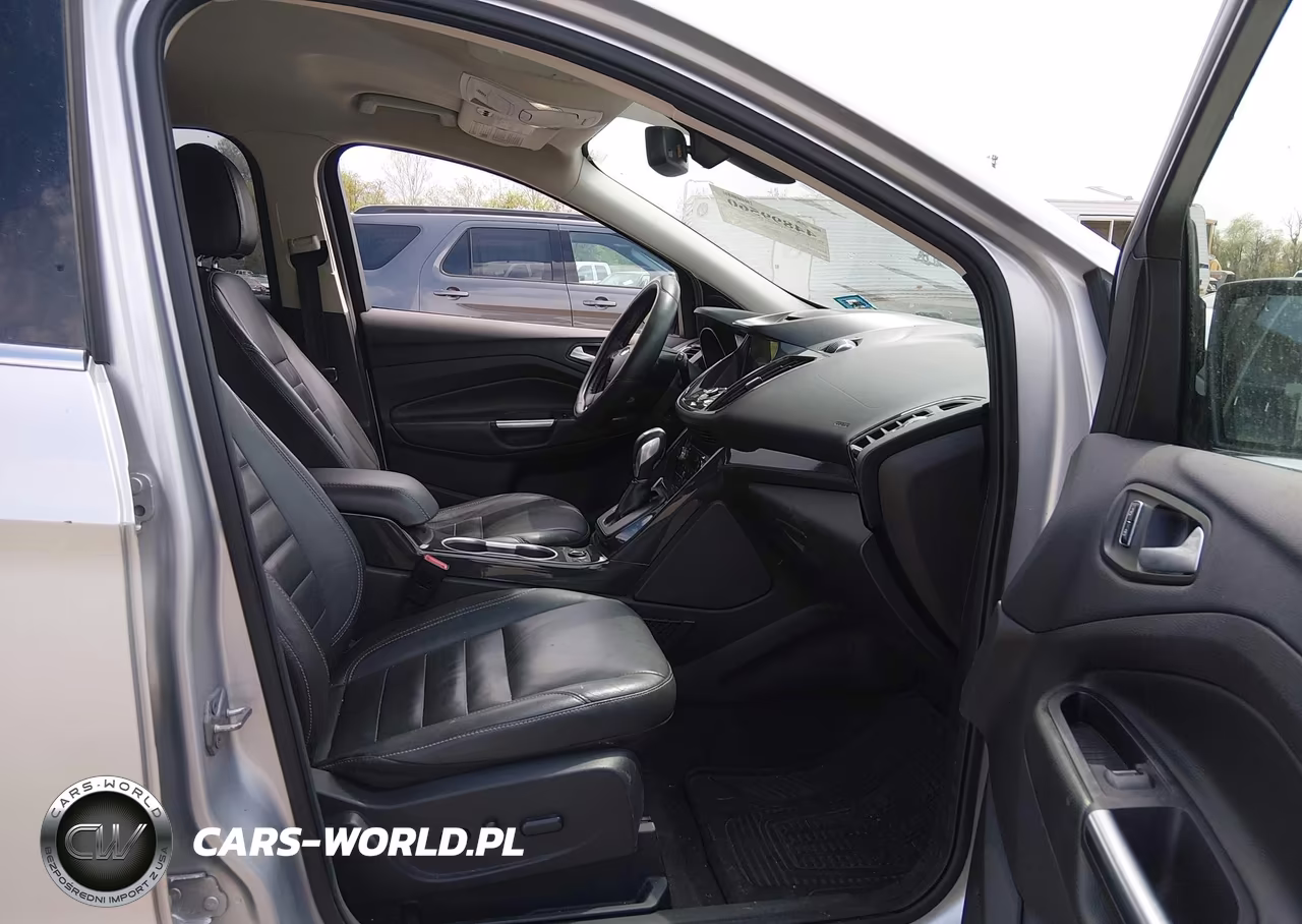 2016 Ford Escape Titanium VIN:1FMCU9J99GUA48579 - 5