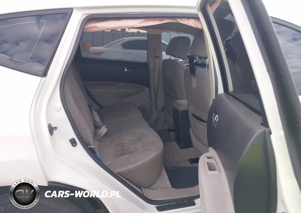 2015 Nissan Rogue Select S VIN:JN8AS5MT9FW671628 - 8