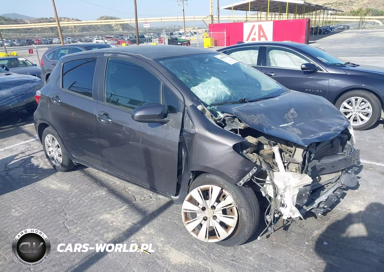 2013 Toyota Yaris Le