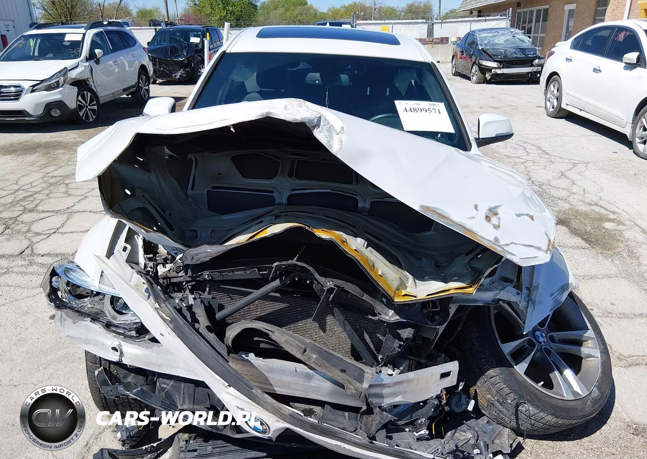 2018 BMW 330I xDrive VIN:WBA8D9G58JNU71666 - 12