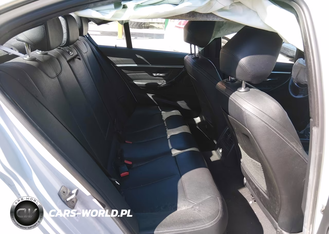 2018 BMW 330I xDrive VIN:WBA8D9G58JNU71666 - 8