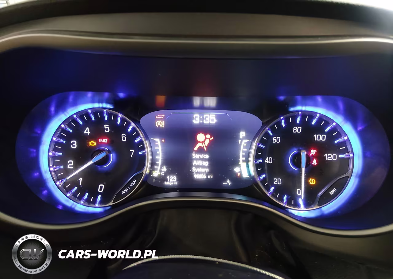 2020 Chrysler Pacifica Touring L Plus VIN:2C4RC1EG8LR236044 - 7