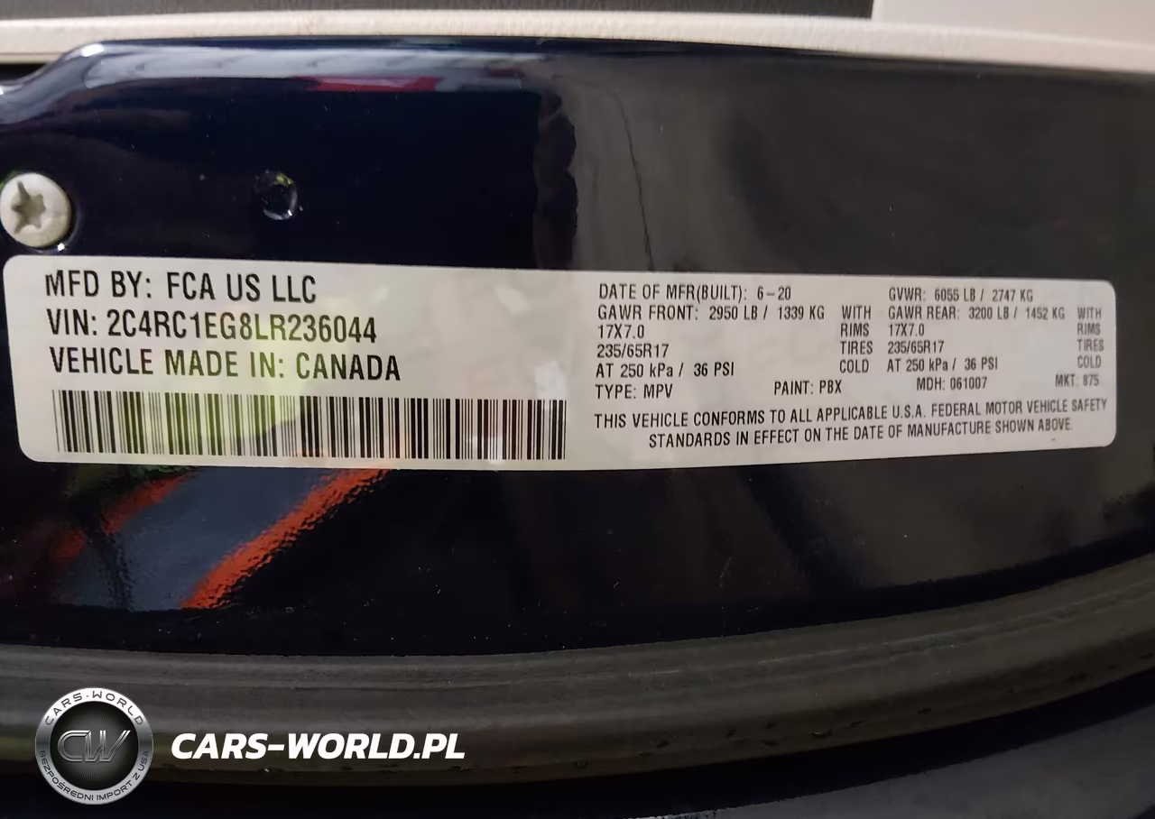 2020 Chrysler Pacifica Touring L Plus VIN:2C4RC1EG8LR236044 - 9
