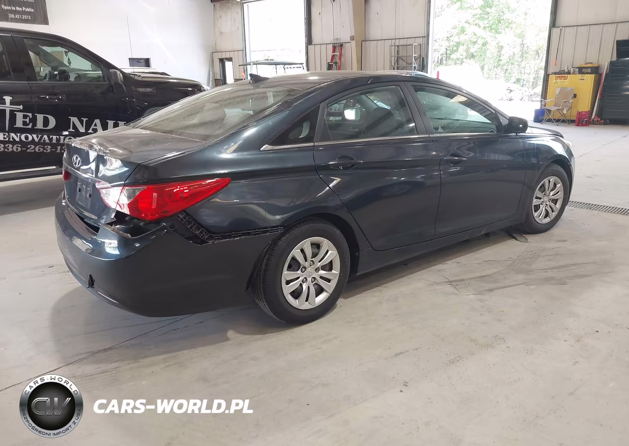 2012 Hyundai Sonata Gls VIN:5NPEB4AC2CH382250 - 4