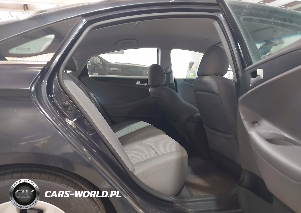 2012 Hyundai Sonata Gls VIN:5NPEB4AC2CH382250 - 8