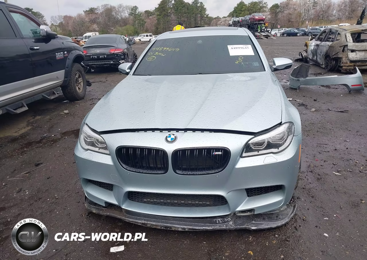 2015 BMW M5 VIN:WBSFV9C57FD594684 - 12