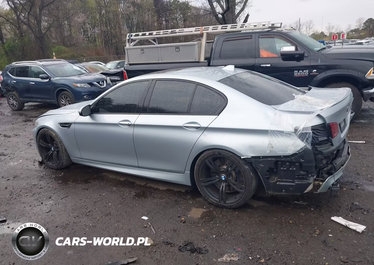 2015 BMW M5 VIN:WBSFV9C57FD594684 - 14