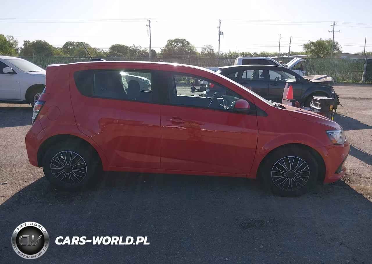 2020 Chevrolet Sonic Fwd 1Fl 5-Door VIN:1G1JG6SB8L4125111 - 14