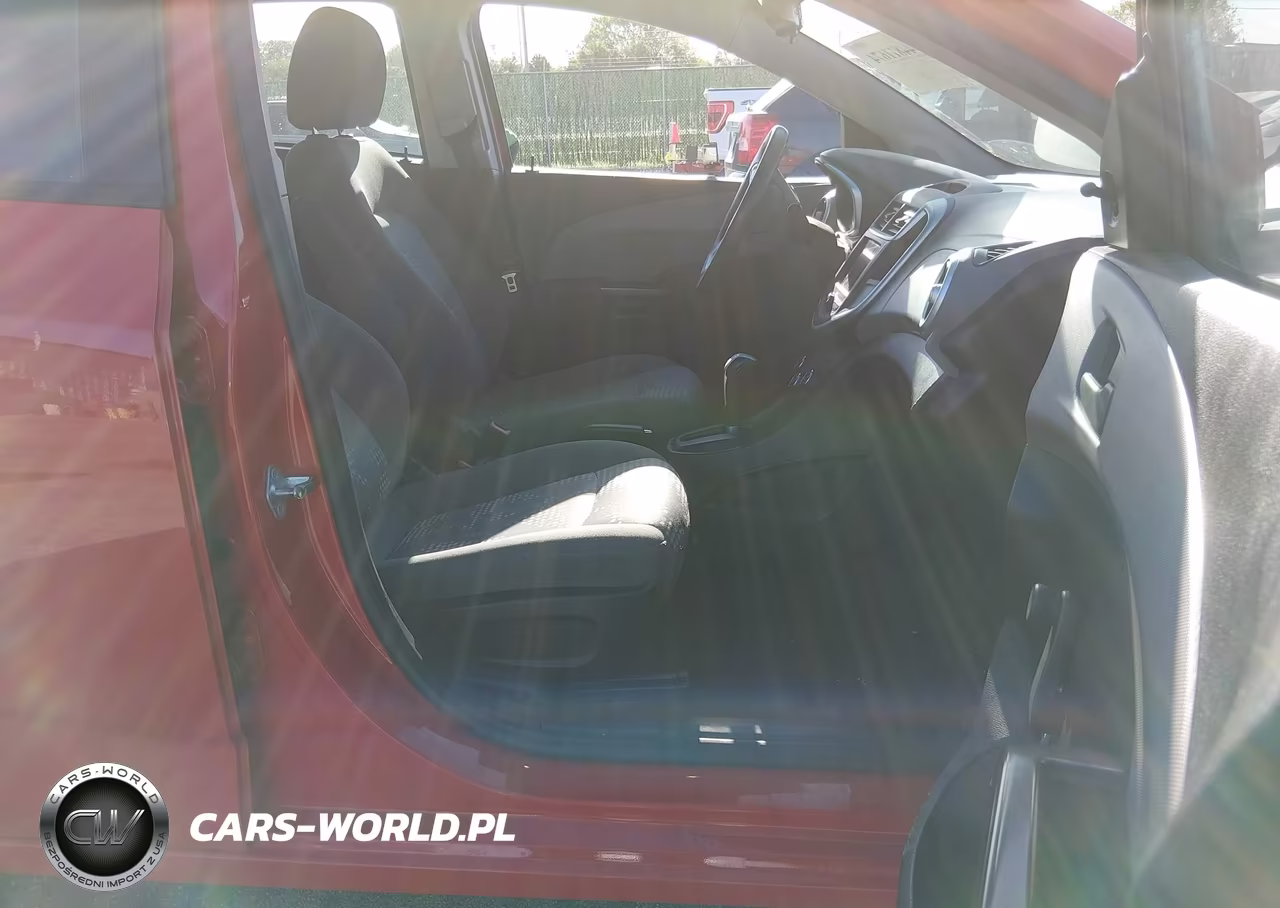 2020 Chevrolet Sonic Fwd 1Fl 5-Door VIN:1G1JG6SB8L4125111 - 5