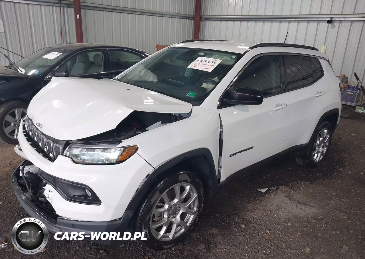 2022 Jeep Compass Latitude Lux 4X4 VIN:3C4NJDFB4NT178572 - 2
