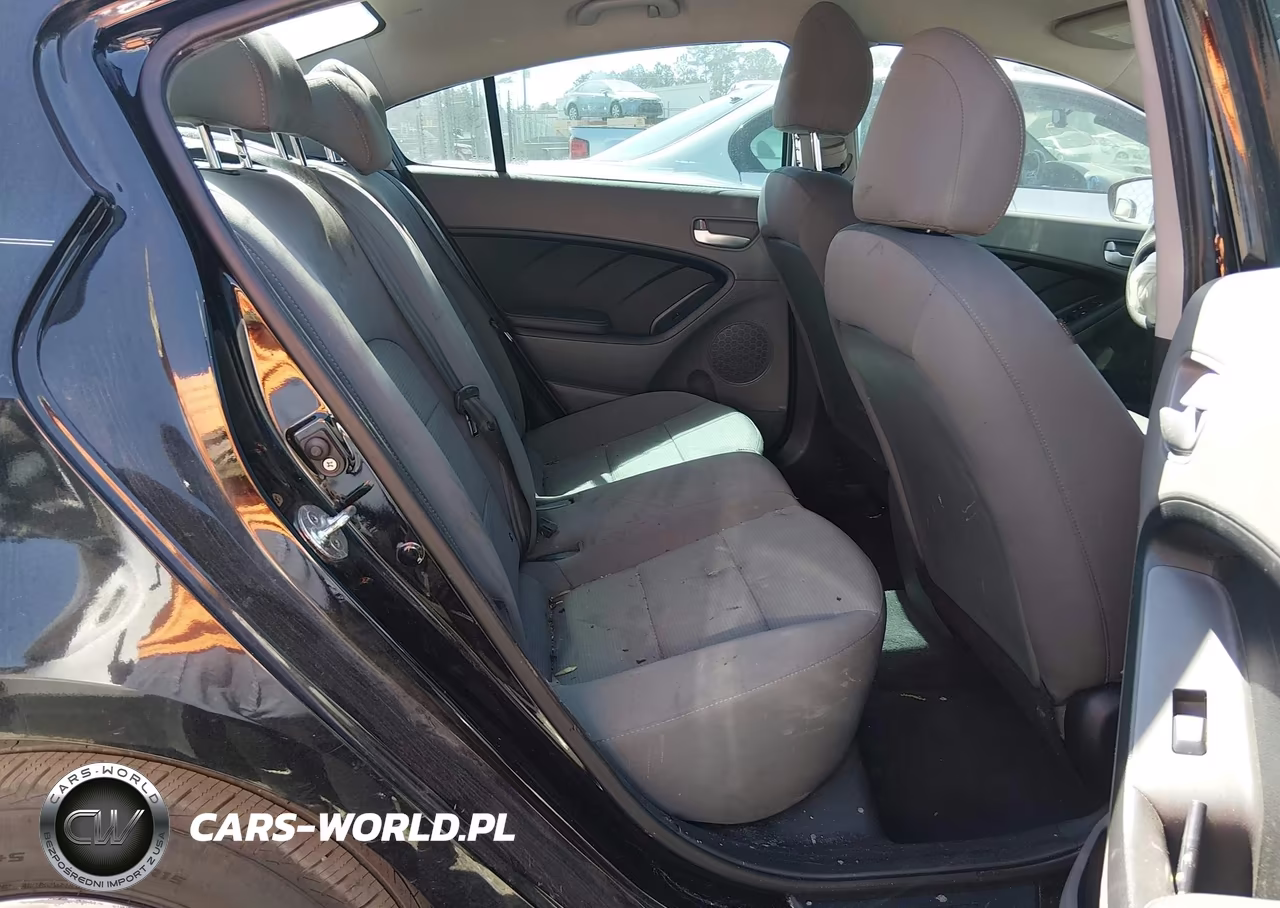 2018 Kia Forte Lx VIN:3KPFK4A76JE234305 - 8