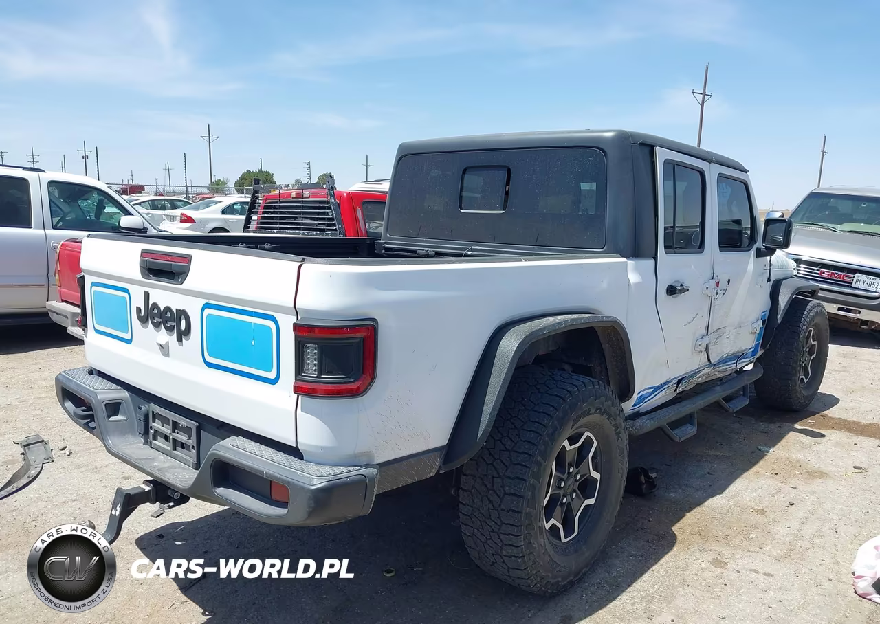 2020 Jeep Gladiator Sport S 4X4 VIN:1C6HJTAGXLL108505 - 4