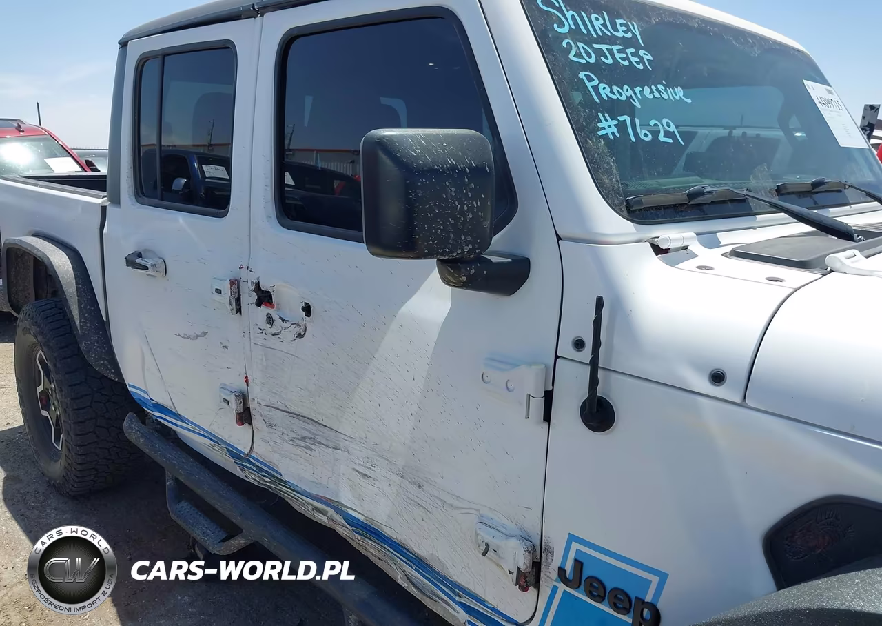 2020 Jeep Gladiator Sport S 4X4 VIN:1C6HJTAGXLL108505 - 6
