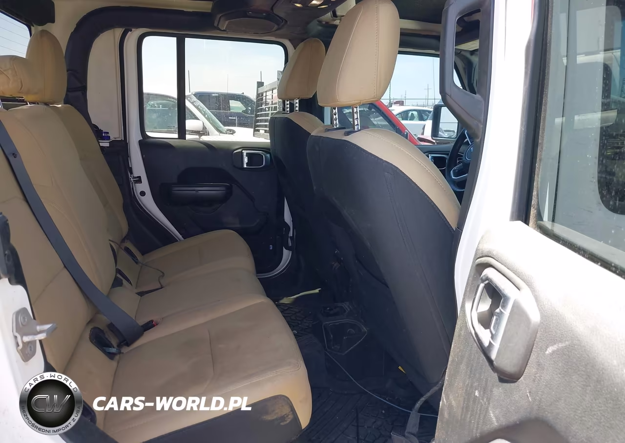 2020 Jeep Gladiator Sport S 4X4 VIN:1C6HJTAGXLL108505 - 8