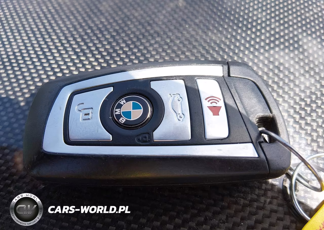 2015 BMW M4 VIN:WBS3R9C52FK330968 - 11
