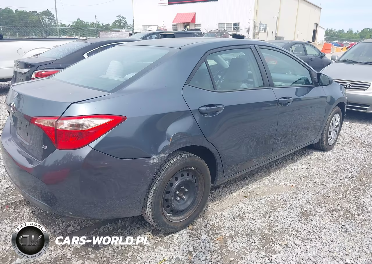 2019 Toyota Corolla Le VIN:5YFBURHE7KP880723 - 4