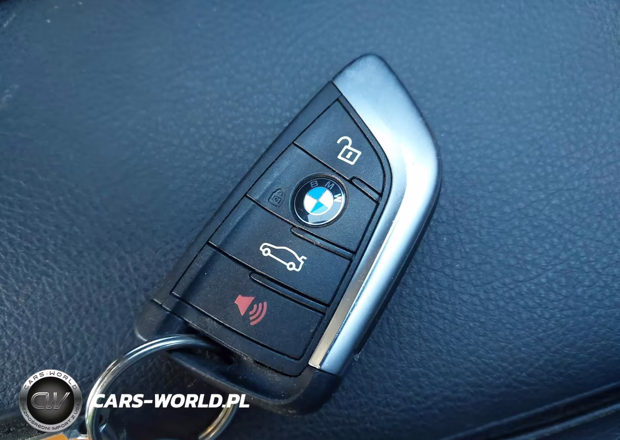 2020 BMW X2 xDrive28I VIN:WBXYJ1C00L5R21968 - 11