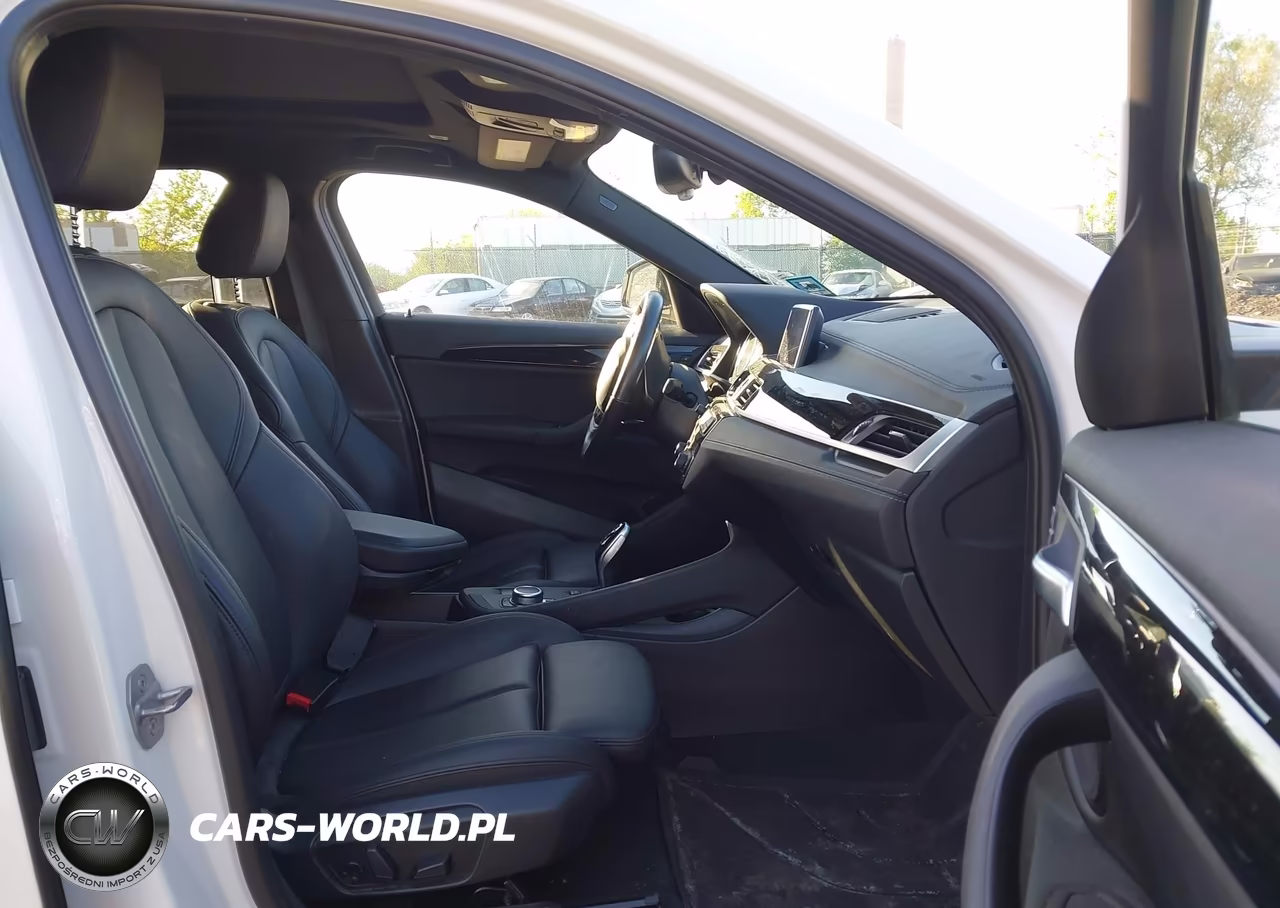 2020 BMW X2 xDrive28I VIN:WBXYJ1C00L5R21968 - 5