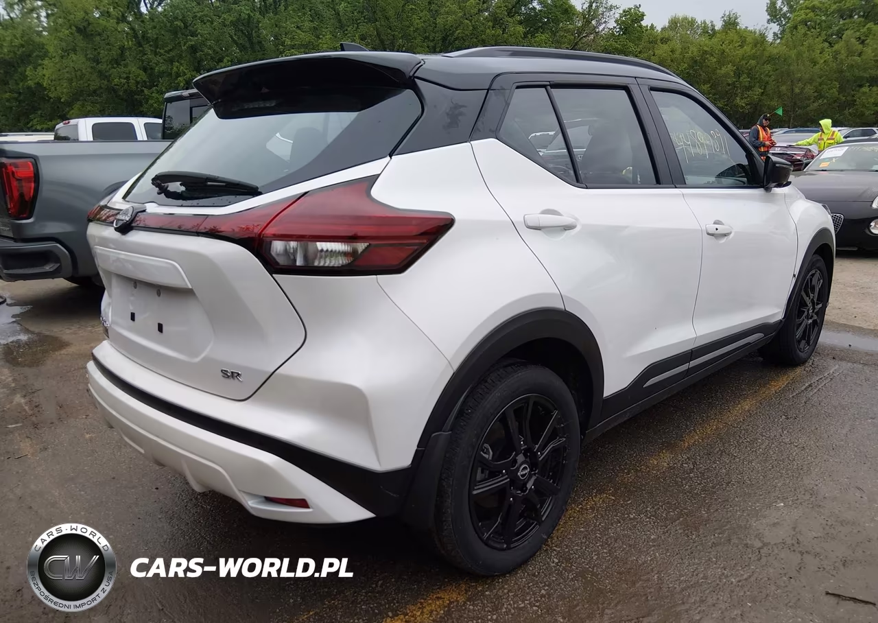2024 Nissan Kicks Sr Xtronic Cvt VIN:3N1CP5DV2RL497972 - 4