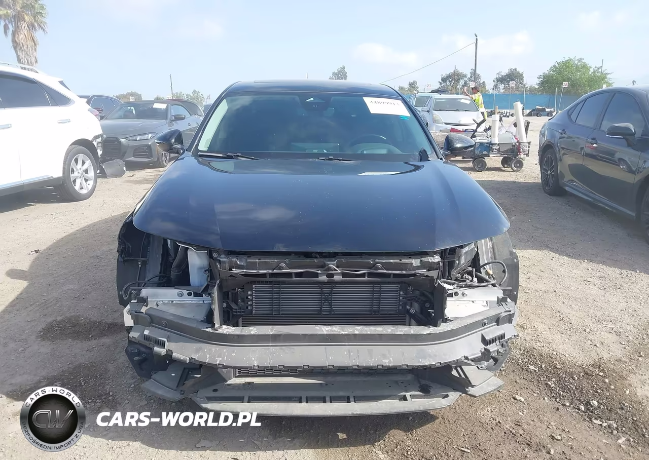 2024 Honda Accord Hybrid Touring VIN:1HGCY2F87RA068741 - 13