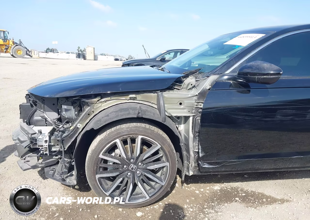 2024 Honda Accord Hybrid Touring VIN:1HGCY2F87RA068741 - 18
