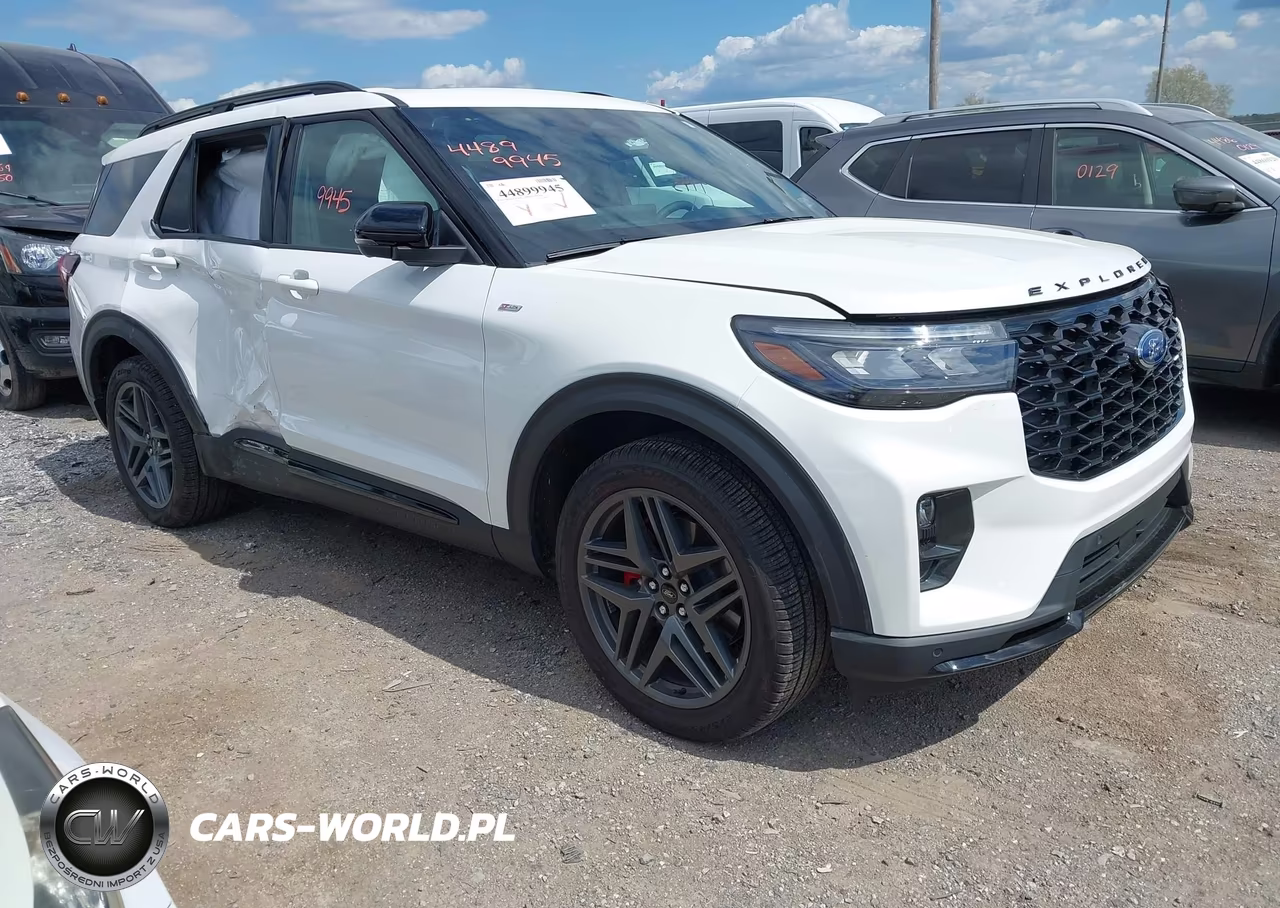 2025 Ford Explorer St-Line