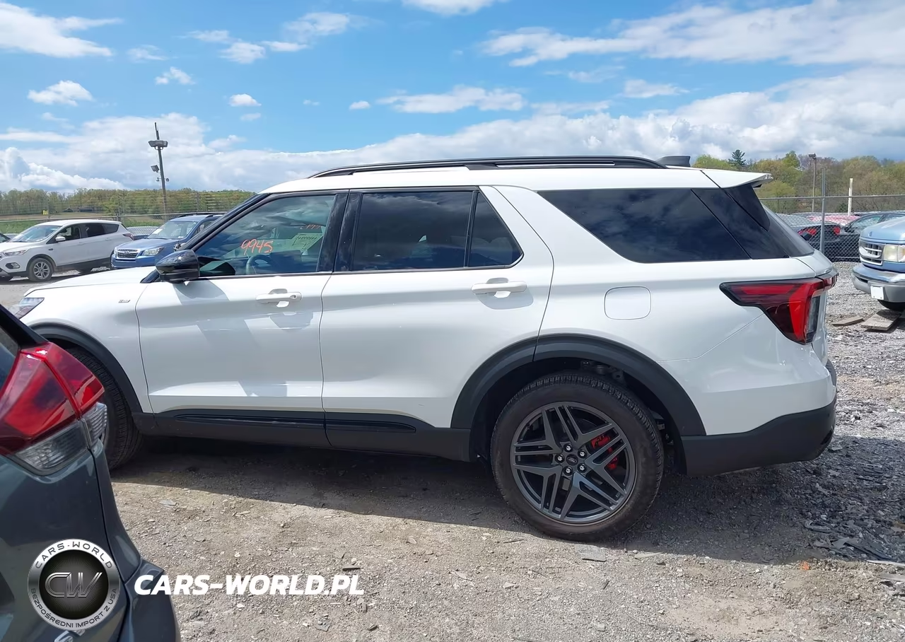 2025 Ford Explorer St-Line VIN:1FMUK8KH1SGC71491 - 14